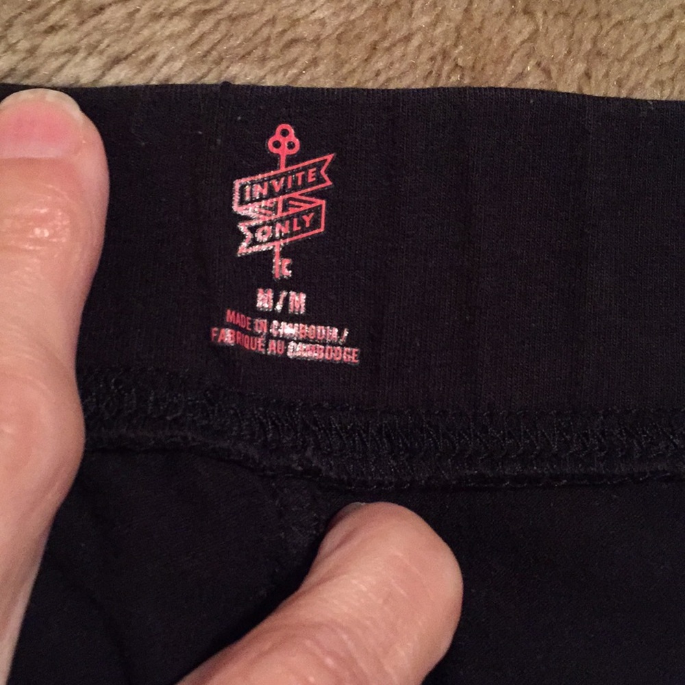 Invite Only Tights - Picture 3 of 6